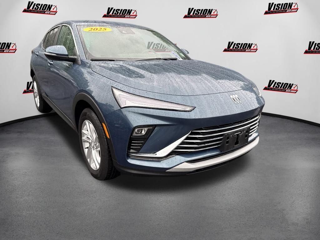 Used 2025 Blue Buick Preferred image 3