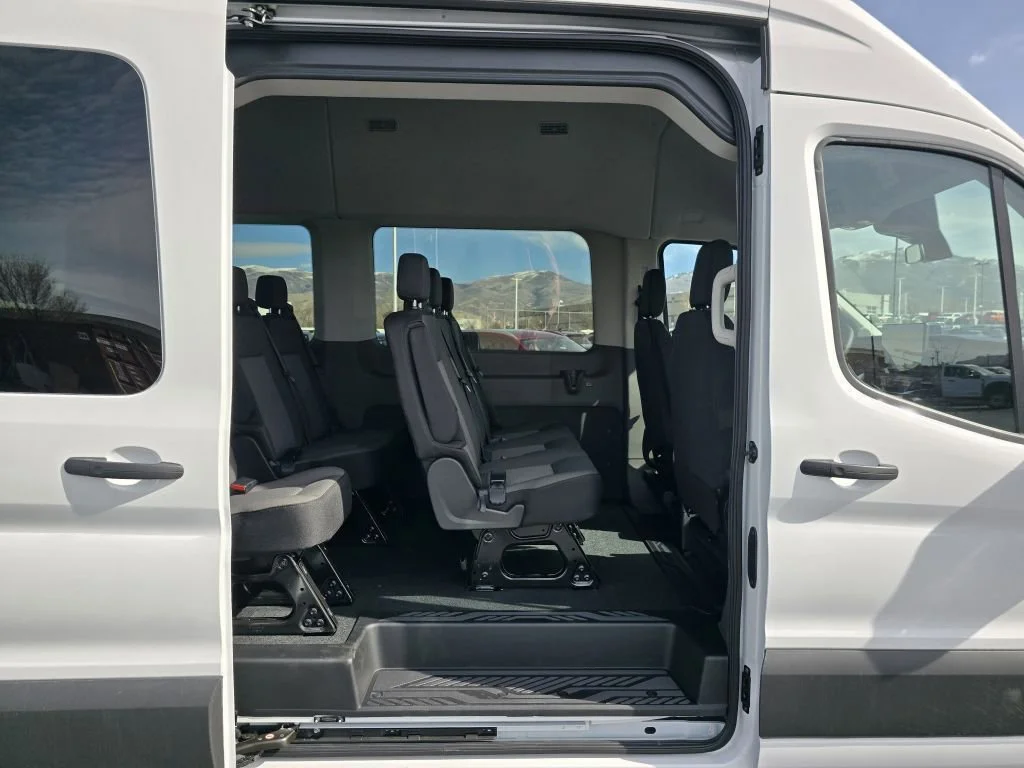 New 2026 Oxford White Ford XLT image 28