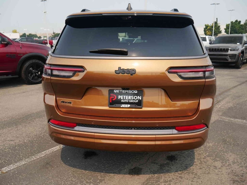 New 2026 Copper Shino Metallic Clearcoat Jeep Limited image 17