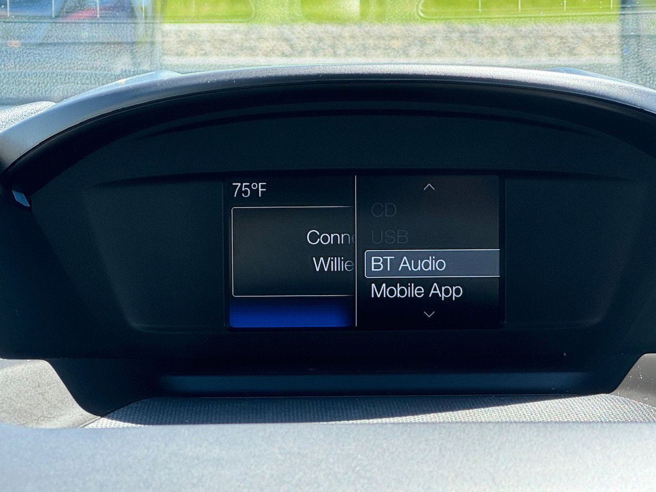 Used 2018 Lightning Blue Metallic Ford SE image 17