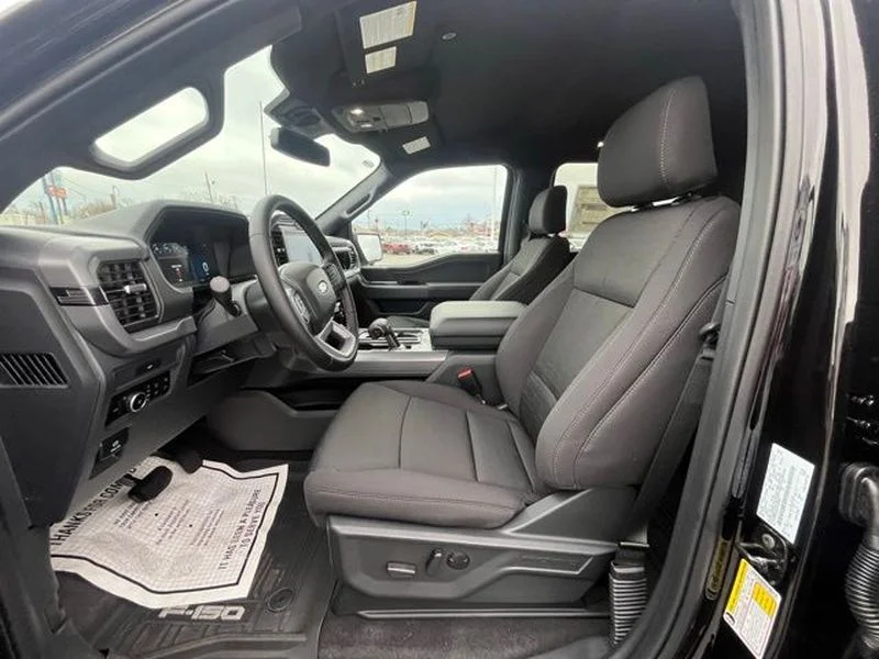 New 2026 Agate Black Metallic Ford XLT image 10