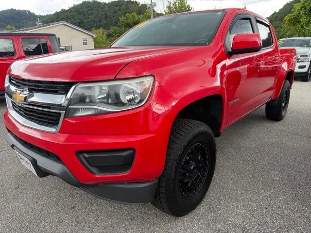 Used 2018 Red Chevrolet LT image 3