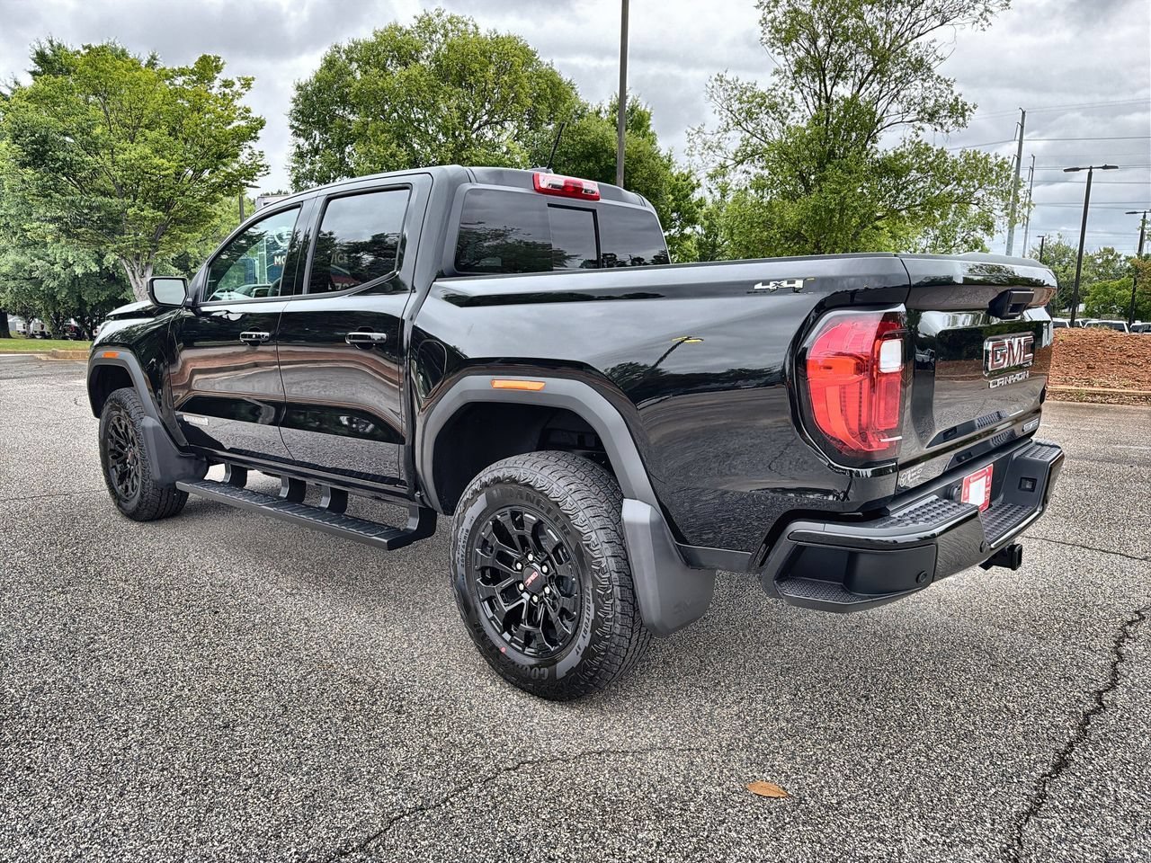 New 2026 Onyx Black GMC Elevation image 6