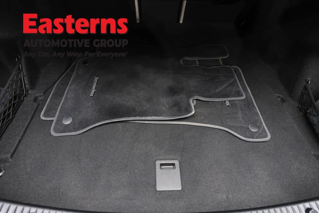 Used 2021 Black Mercedes-Benz C 300 image 9