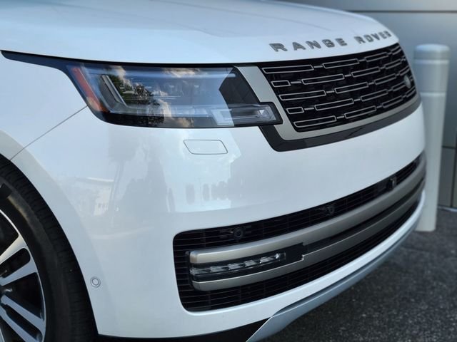 Certified Used 2025 White Land Rover Autobiography image 51