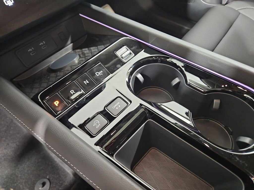 New 2026 White Nissan SL image 25