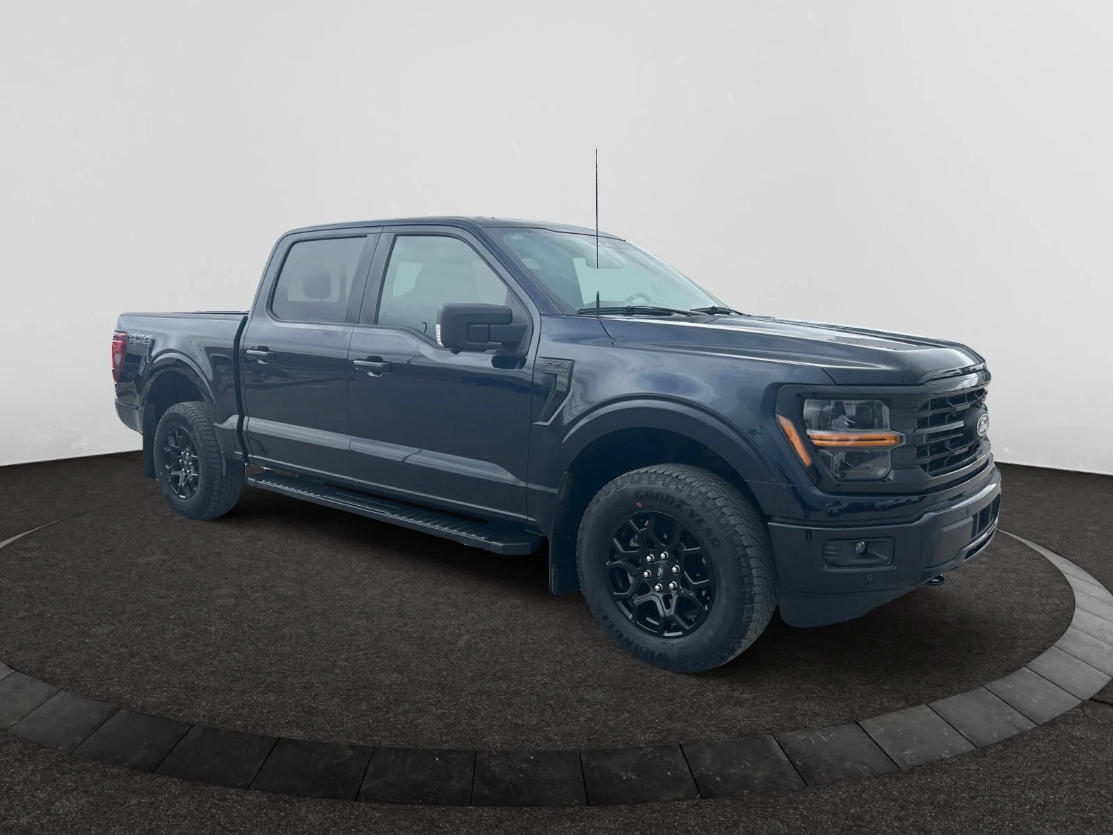 Used 2024 ANTIMATTER BLUE Ford XLT SuperCrew   EcoBoost™ image 7