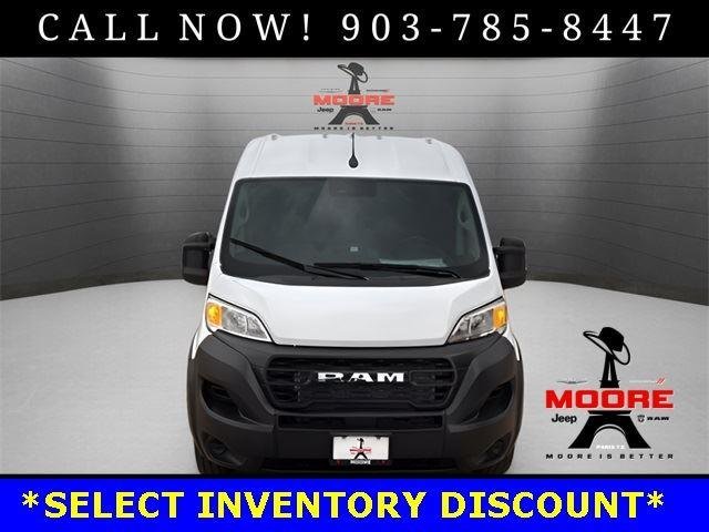 New 2026 Bright White Clearcoat RAM Tradesman image 7