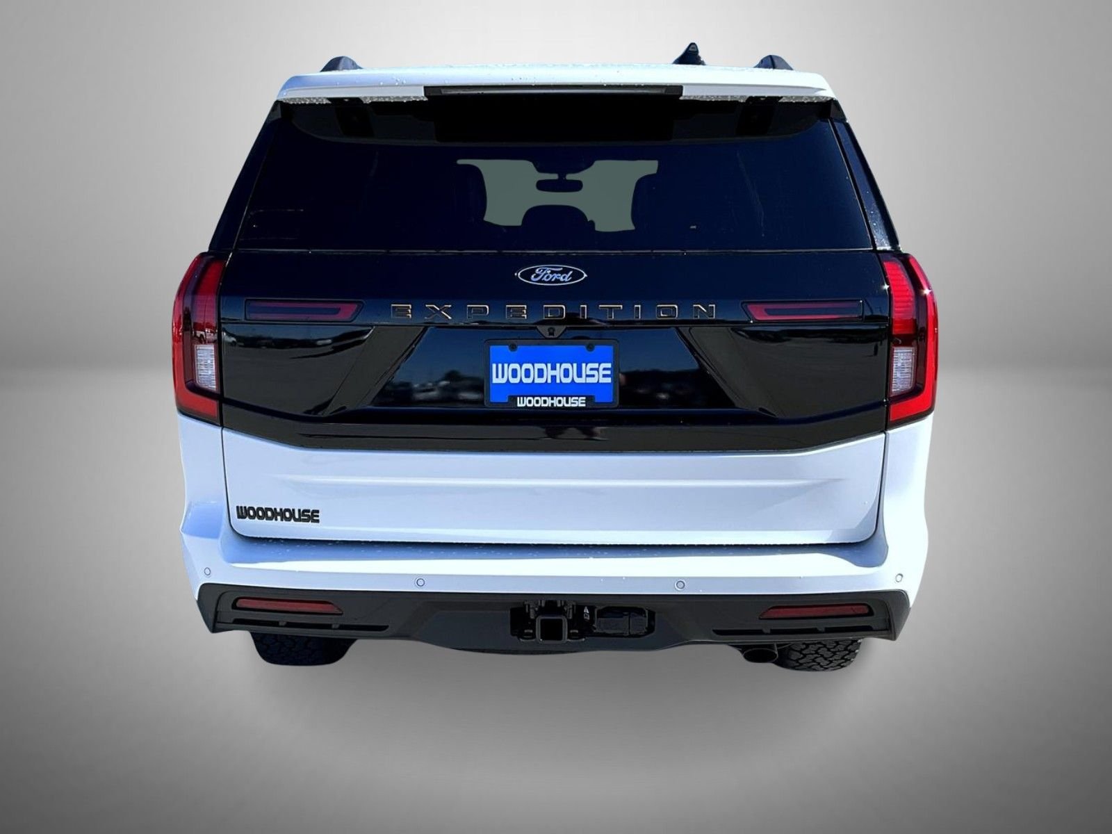 New 2026 Star White Metallic Tri-Coat Ford Tremor image 6