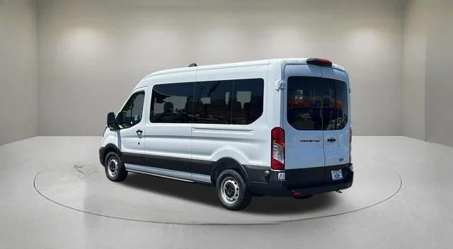 New 2026 Oxford White Ford Passenger Van XL image 26