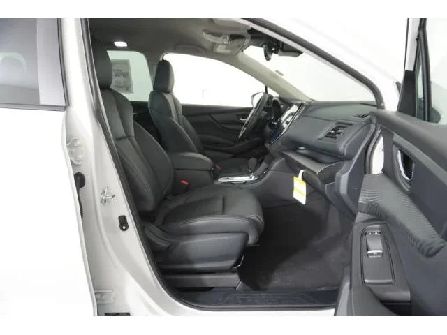 New 2027 CRYSTAL WHITE PEARL Subaru Premium 7-Passenger image 28