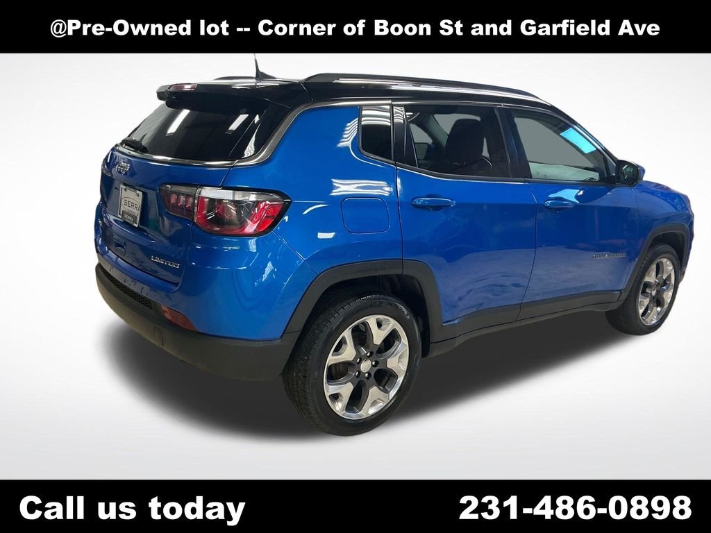 Used 2018 Blue Jeep Limited image 7
