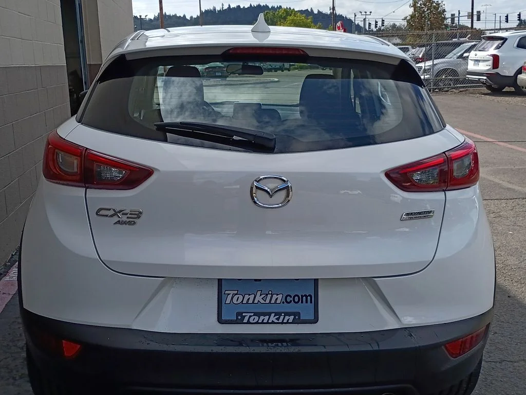 Used 2016 Crystal White Pearl Mica Mazda Touring image 7