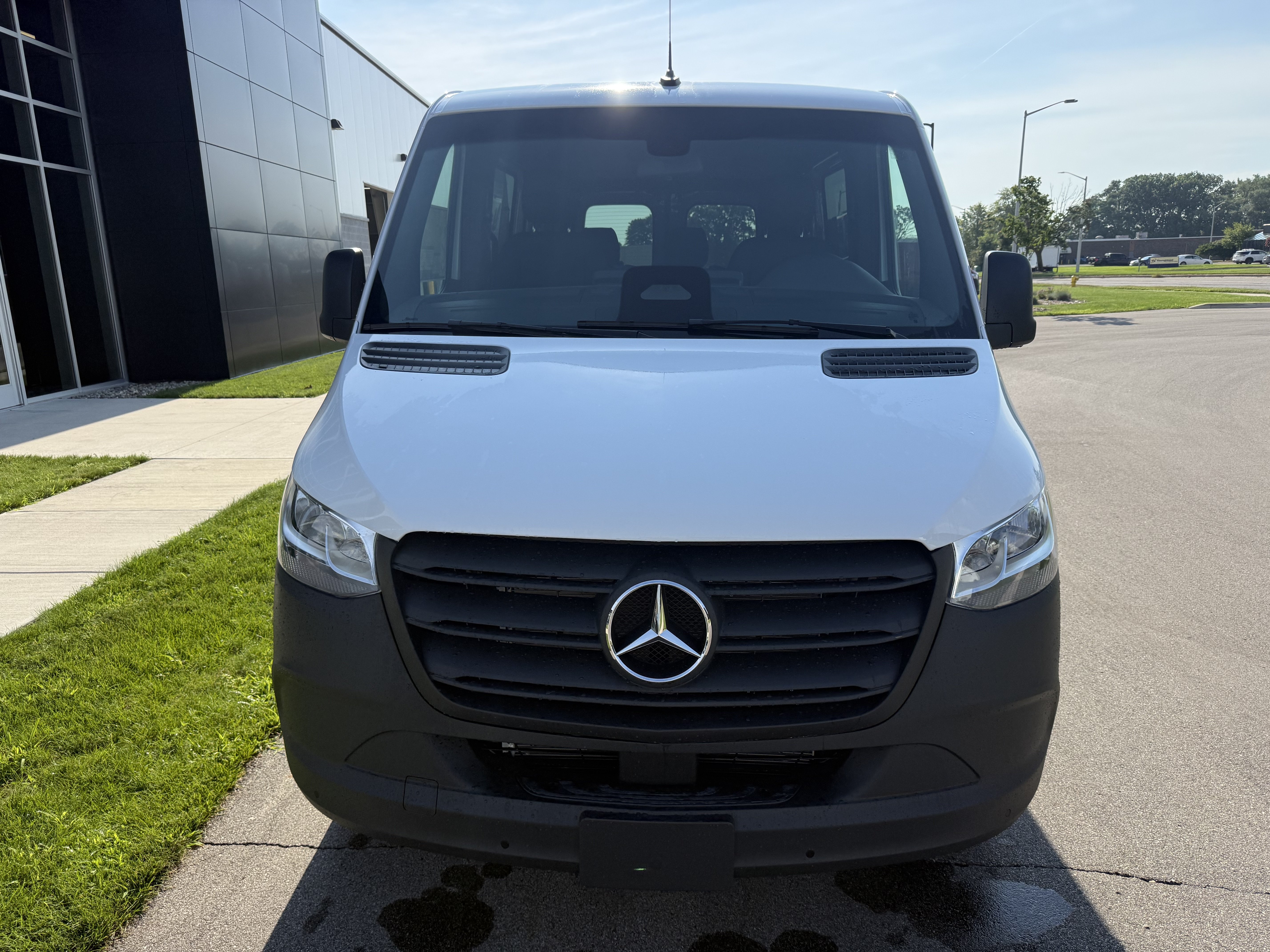 2026 Mercedes-Benz Sprinter Crew Van Base - Photo 8
