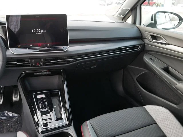 2026 Volkswagen Golf GTI SE - Photo 10