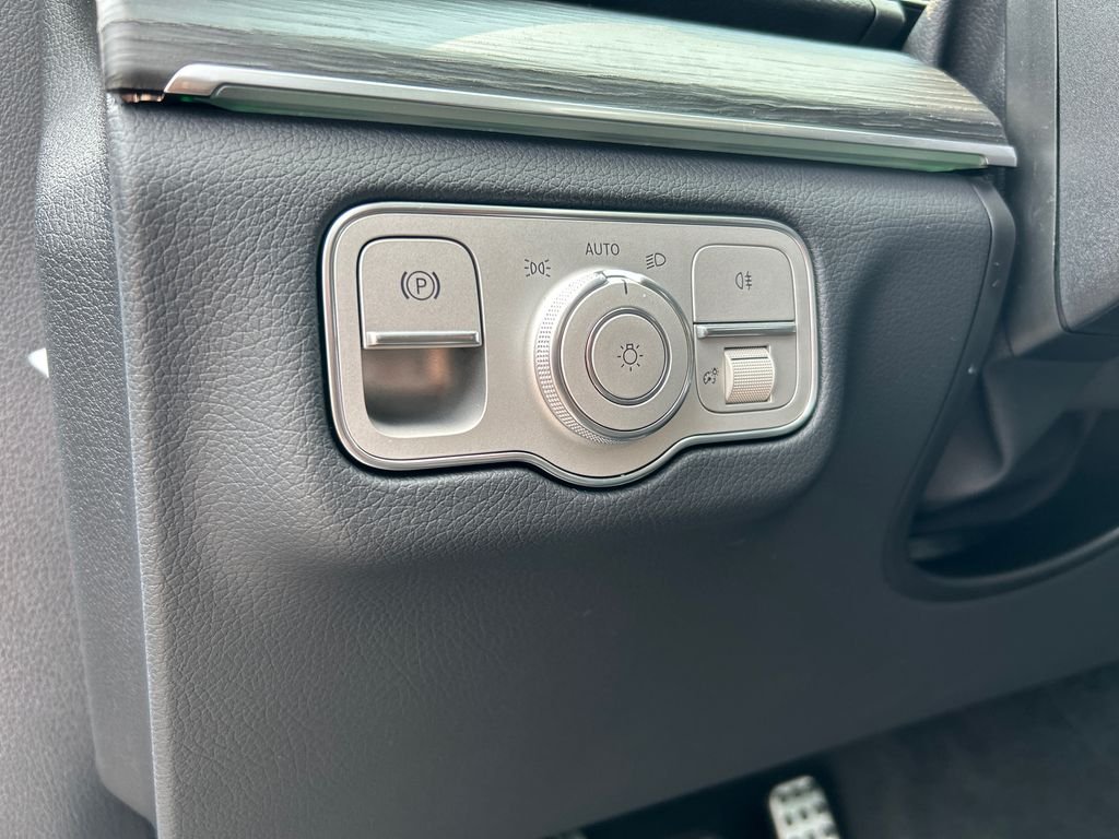 New 2026 MANUFAKTUR Alpine Grey Mercedes-Benz GLS 450 image 14