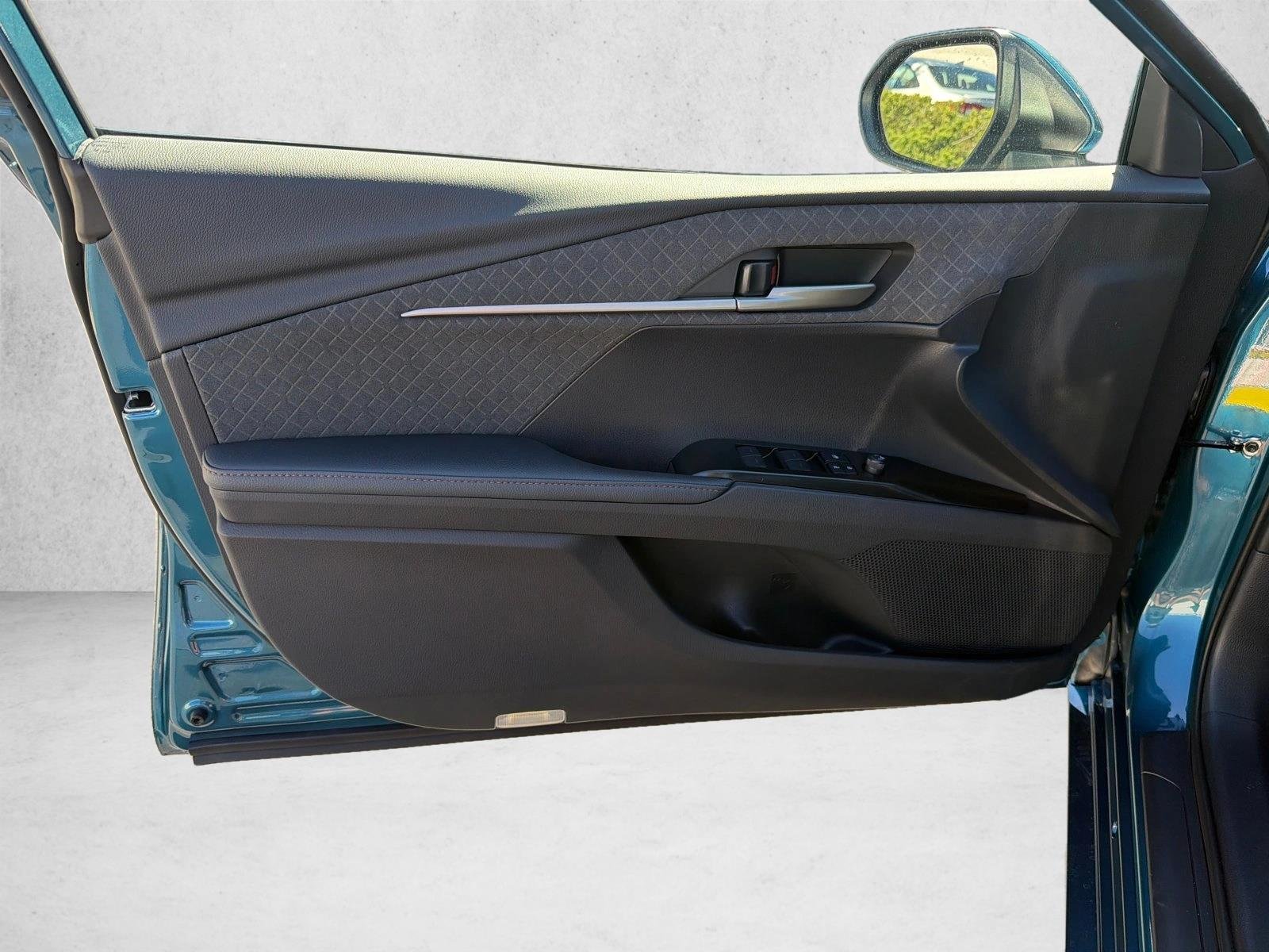 New 2026 Ocean Gem Toyota XLE image 10