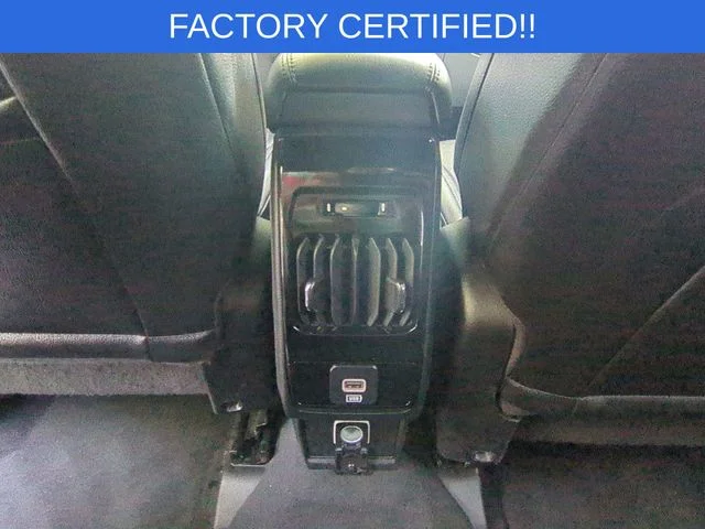 Used 2024 White Jeep Latitude image 31
