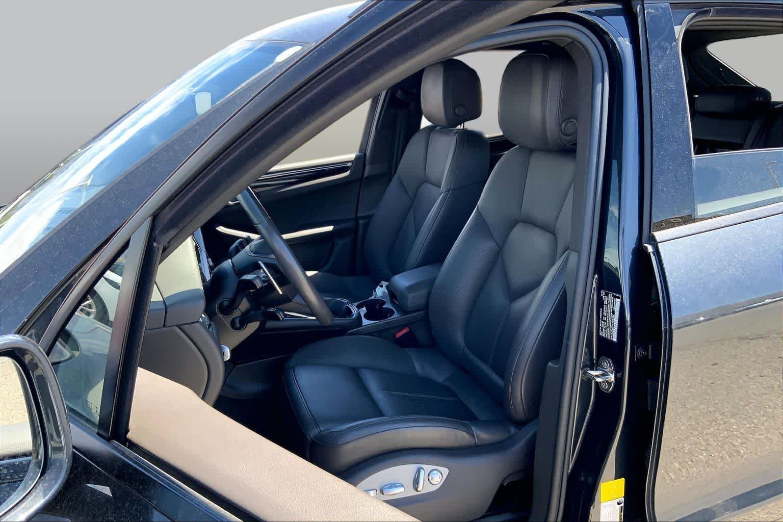 Used 2022 GRAY Porsche  image 6
