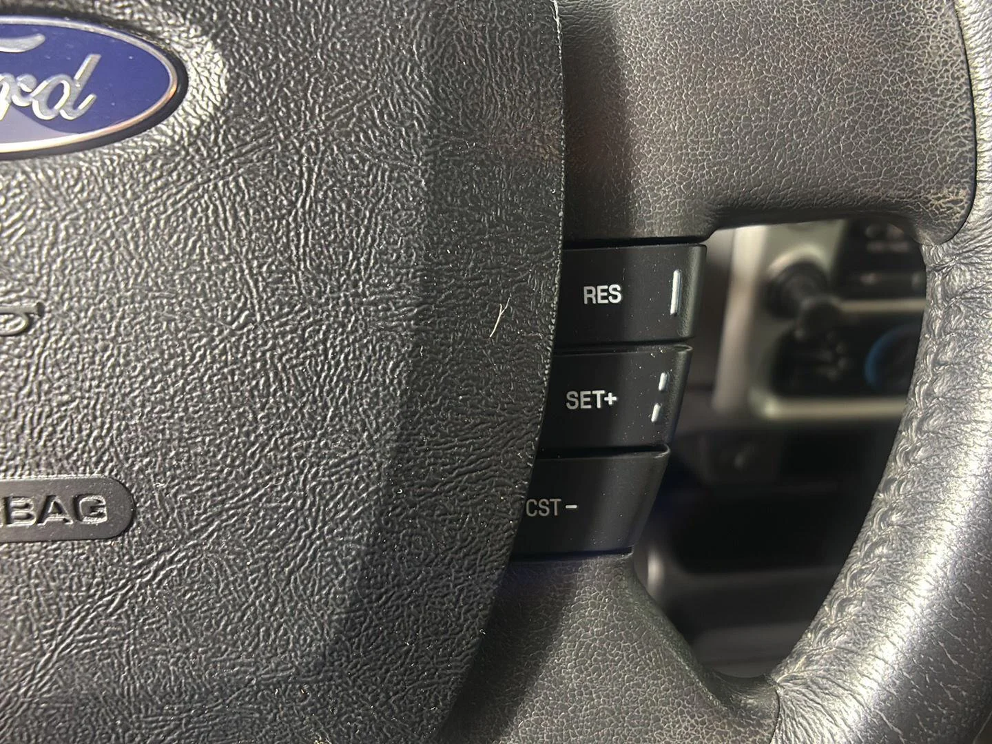 Used 2011 Vista Blue Metallic Ford XLT image 28