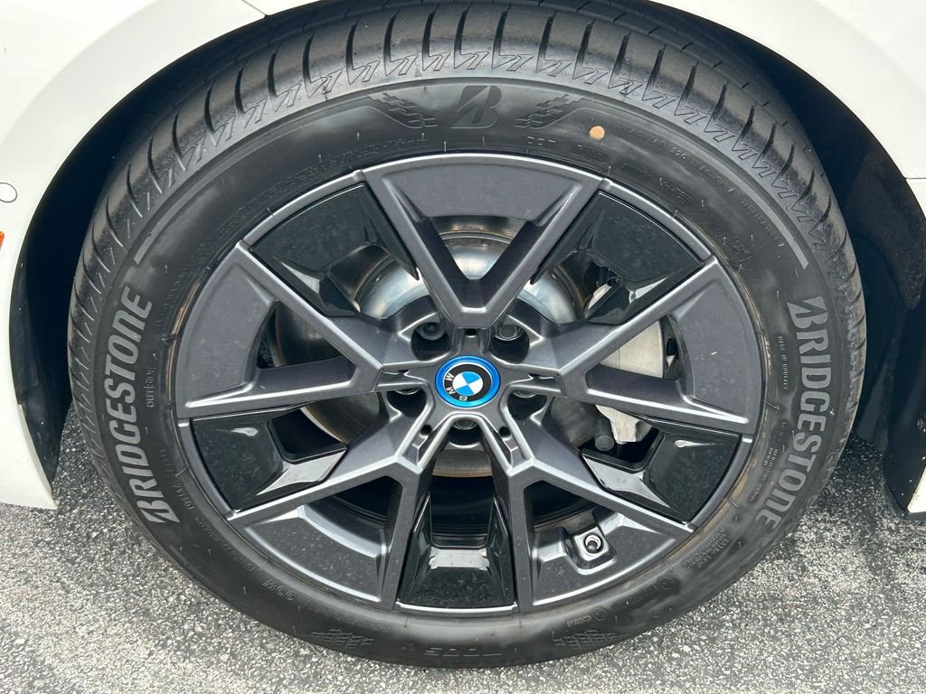 Certified Used 2023 Alpine White BMW eDrive35 image 9