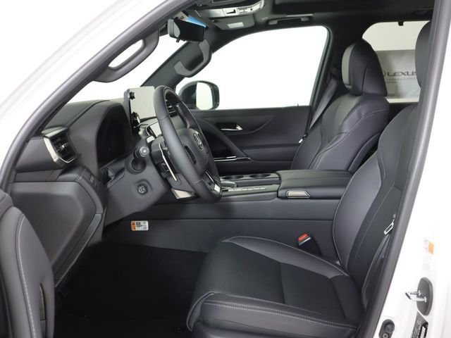 2026 Lexus LX 700h Luxury - Photo 12