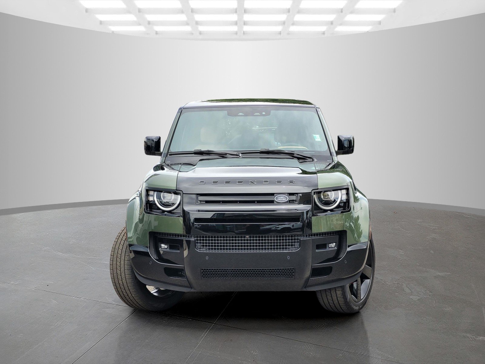 New 2026 Woolstone Green Land Rover X image 2
