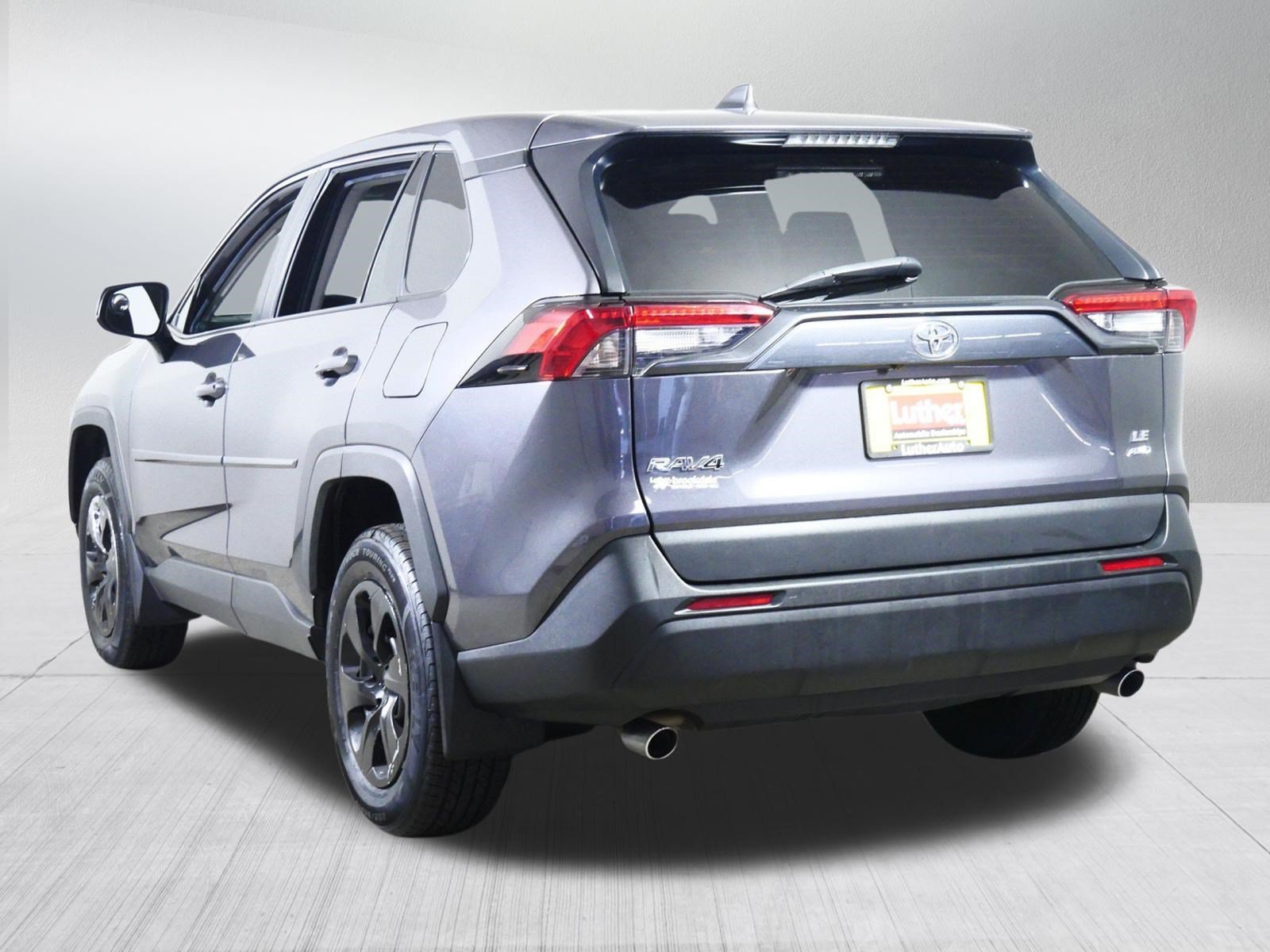 Used 2022 Gray Toyota LE image 5