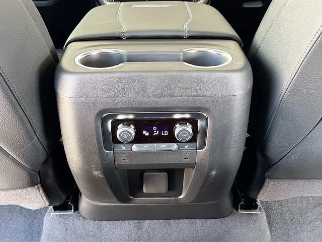2026 GMC Yukon XL Denali - Photo 18