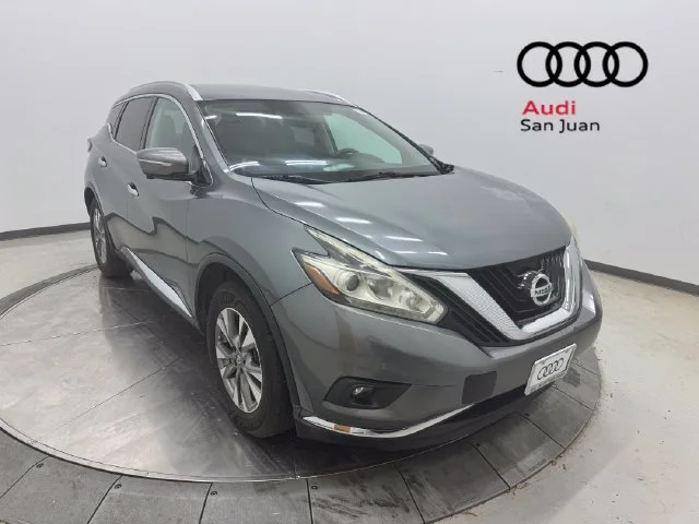 Used 2015 Gray Nissan SL image 1