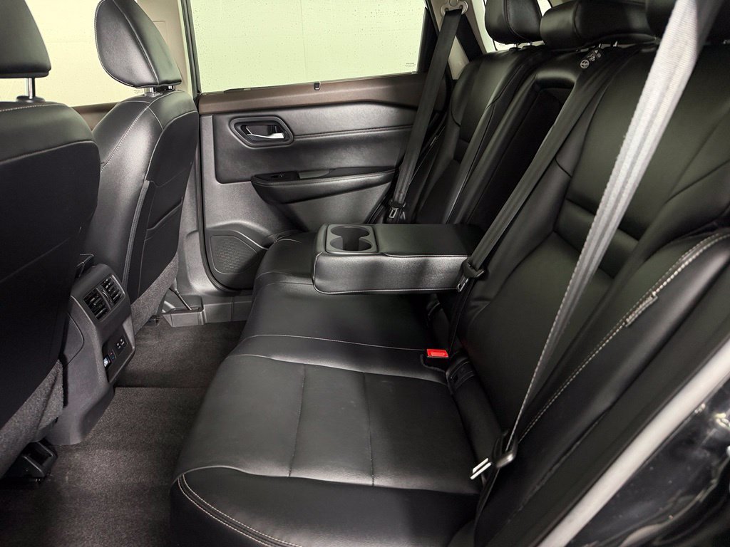 Used 2023 Black Nissan SL image 18