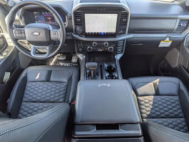 New 2026 Oxford White Ford XLT image 14