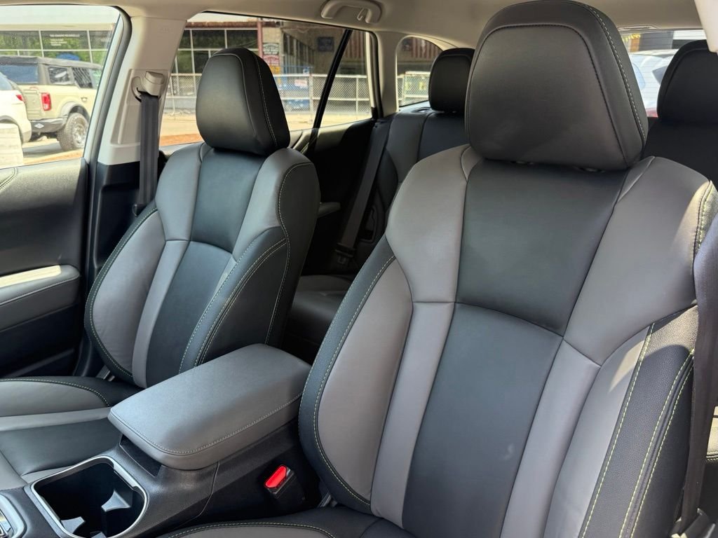 Used 2024 White Subaru Onyx Edition XT image 22
