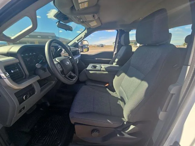 New 2026 Oxford White Ford F-350® XL image 44