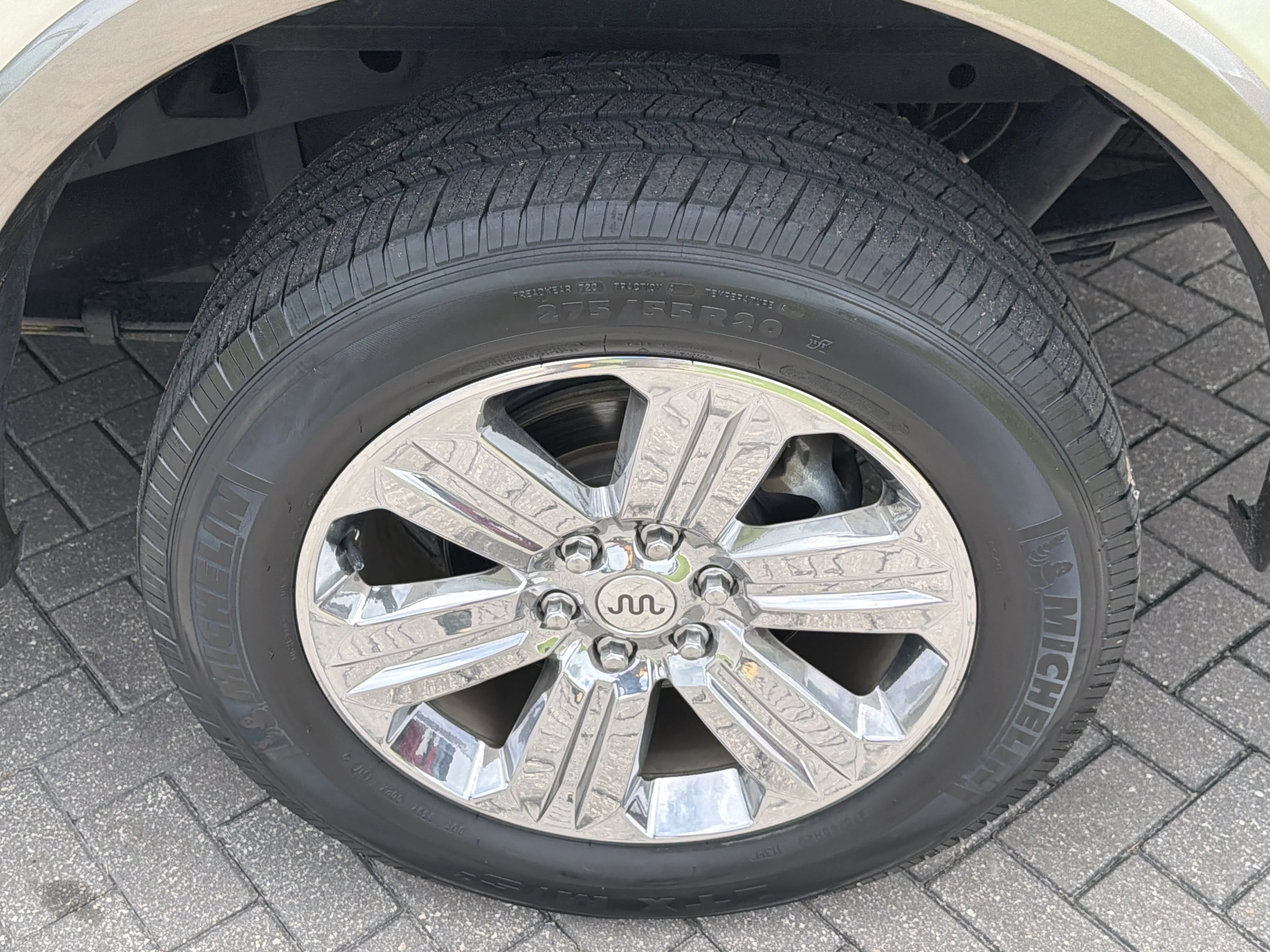 Used 2018 White Gold Ford King Ranch image 33