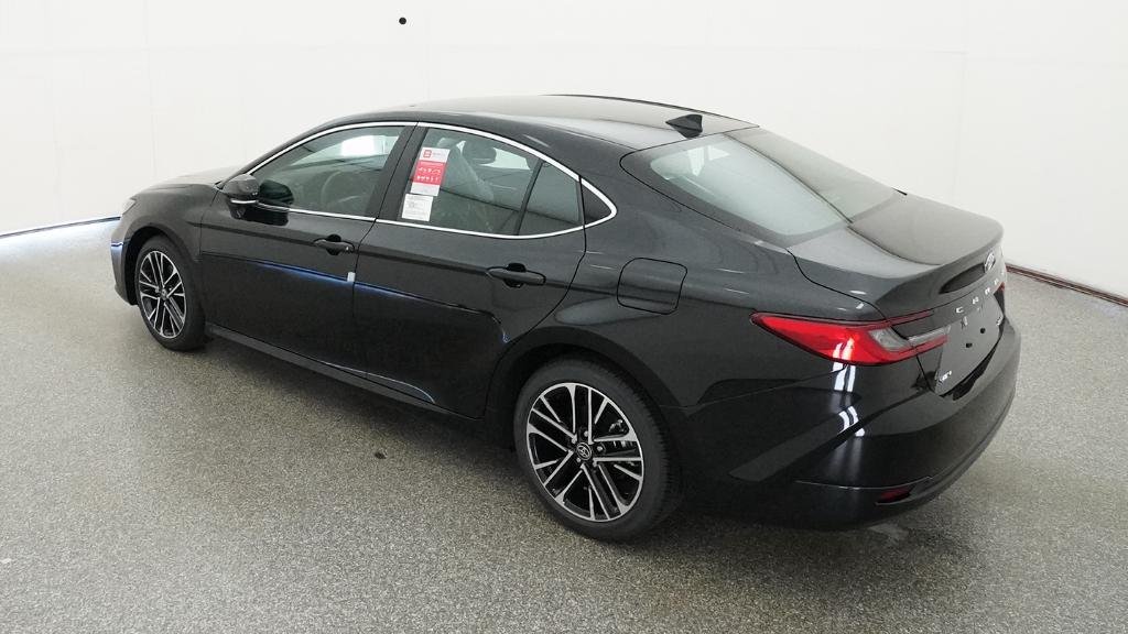 New 2026 Midnight Black Metallic Toyota XLE image 37