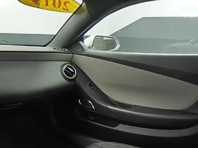 Used 2011 Silver Chevrolet 1LS image 40
