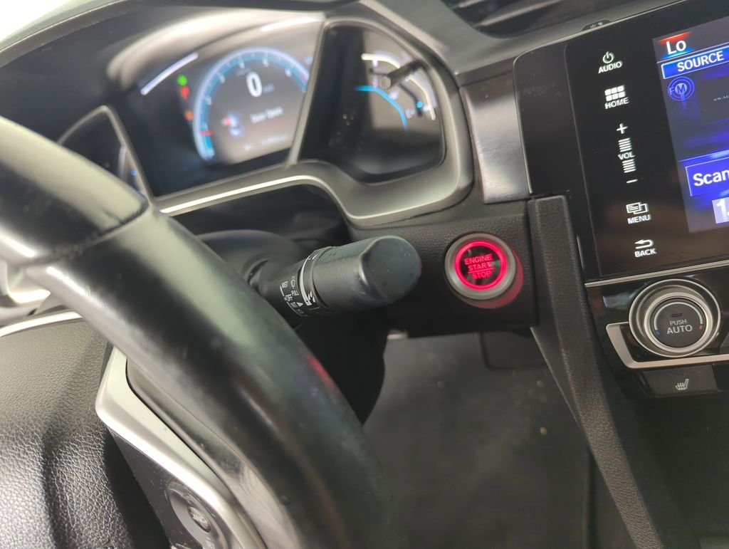 Used 2017  Honda EX-L image 24