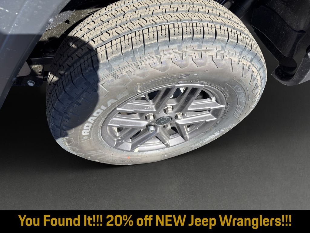 New 2026 Granite Crystal Metallic Clearcoat Jeep Sport S image 34