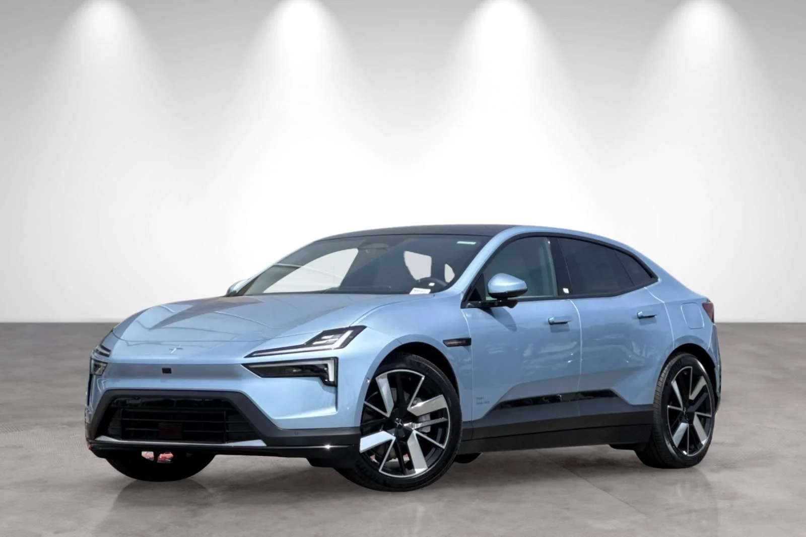 2026 Polestar 4 LRDM's photo