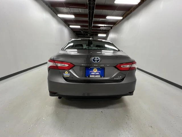 2020 Toyota Camry LE - Photo 7
