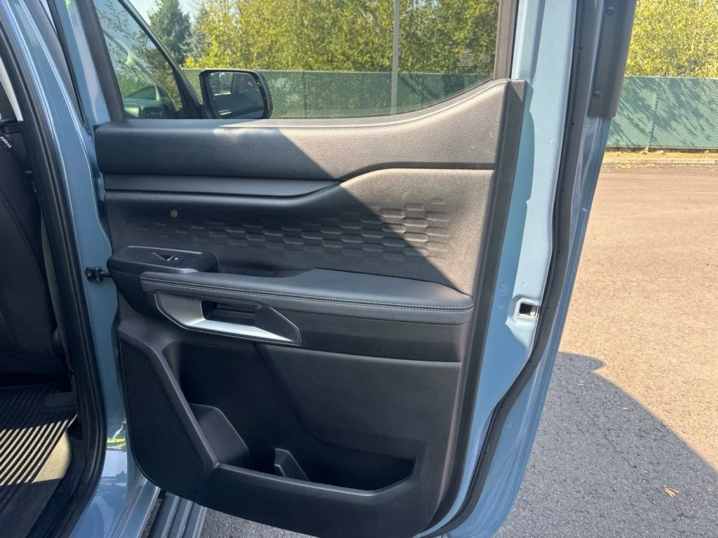 Used 2024 Azure Gray Metallic Ford XLT image 20