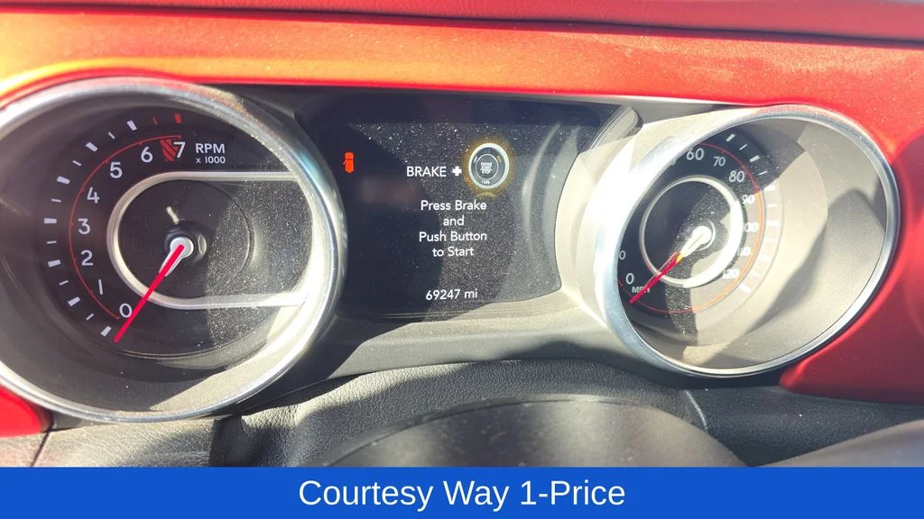 Used 2020 Black Jeep Unlimited Rubicon image 13
