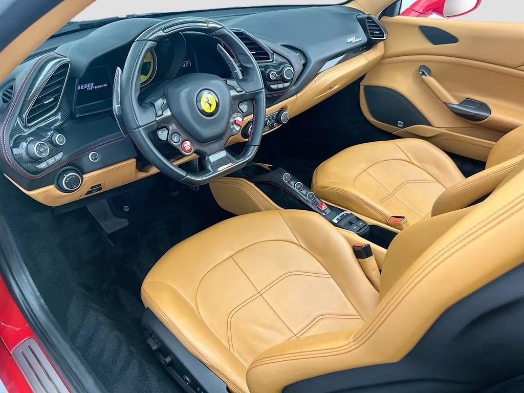 Used 2016 Rosso Corsa Ferrari  image 17