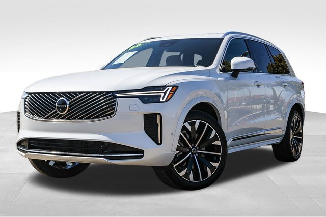 2026 Volvo XC90 B6 Plus 7-Seater