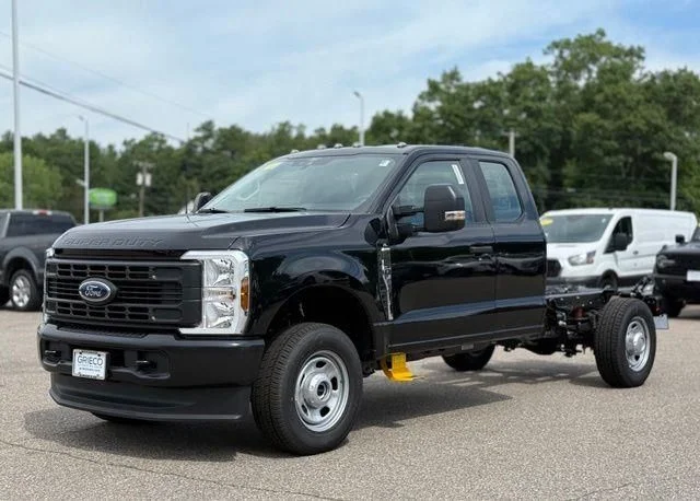 New 2026 Agate Black Metallic Ford F-350® XL image 8