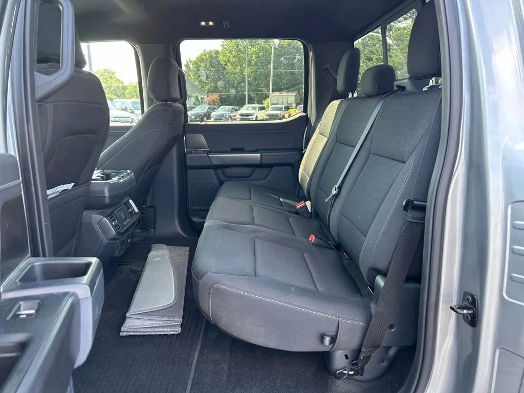 Used 2024 Silver Metallic Ford XLT image 15