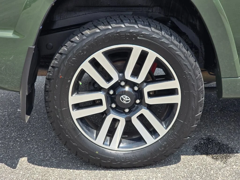 2022 Toyota 4Runner Limited - Photo 15