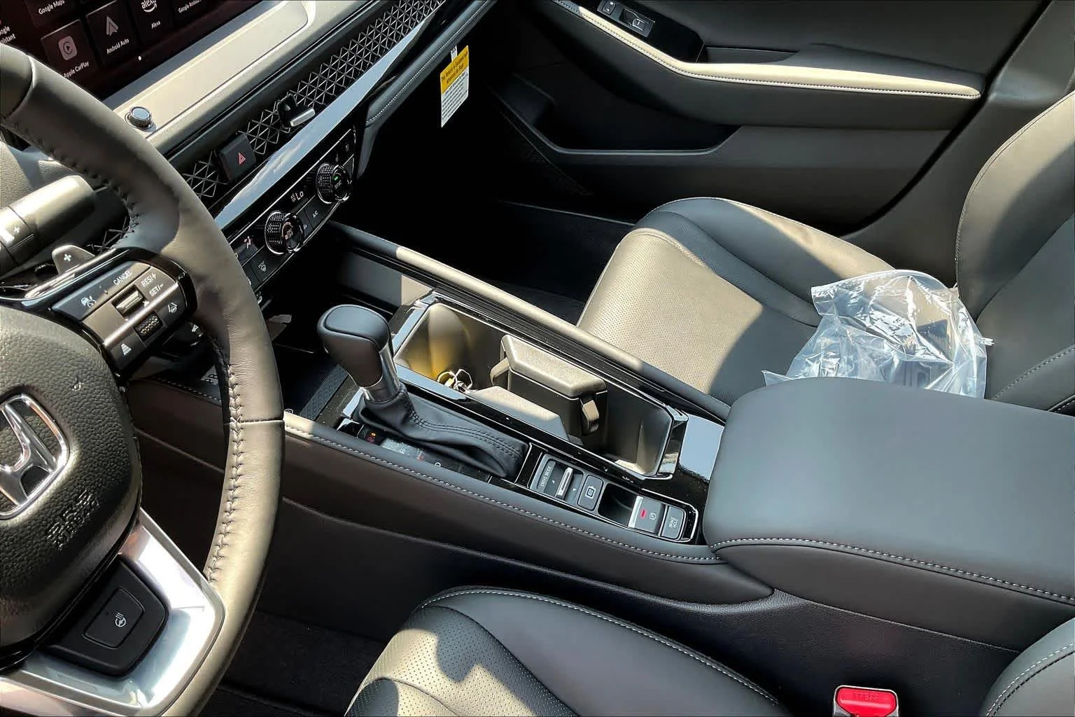 New 2026 Urban Gray Pearl Honda Touring image 7