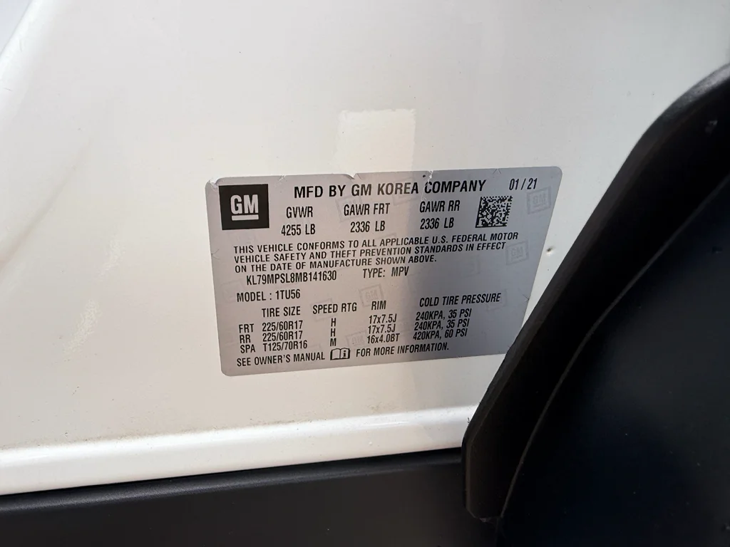 Used 2021 Summit White Chevrolet LT image 32